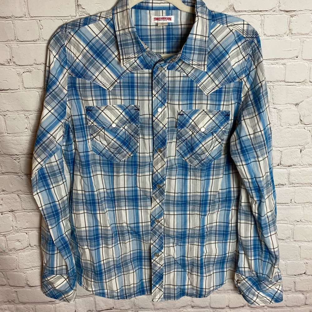 Women’s western inspired TRUE RELIGION top!